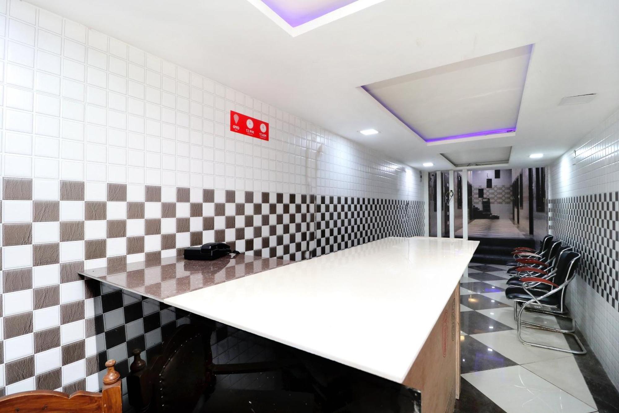 Hotel O Max Dźalandhar Zewnętrze zdjęcie