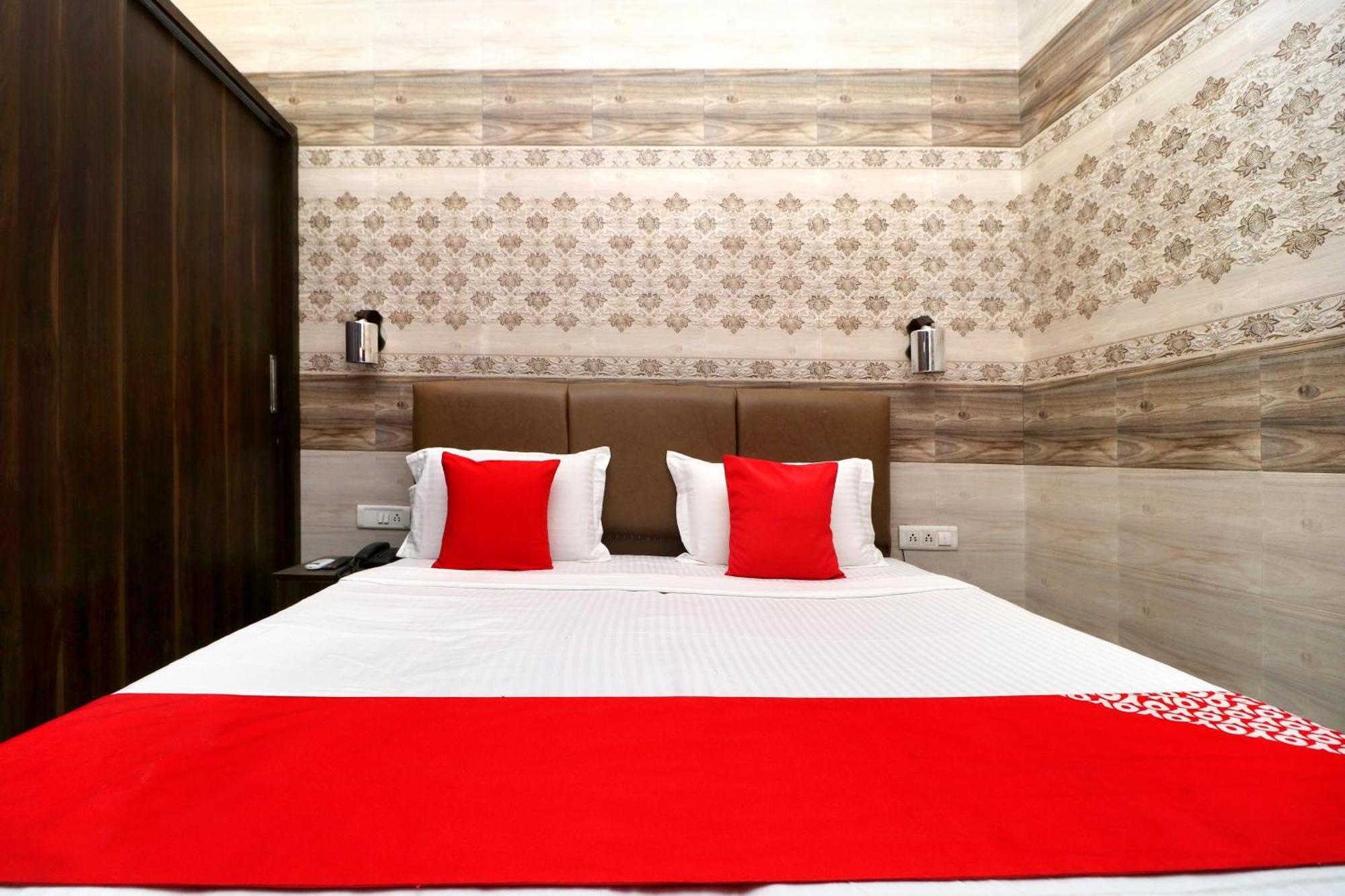 Hotel O Max Dźalandhar Zewnętrze zdjęcie